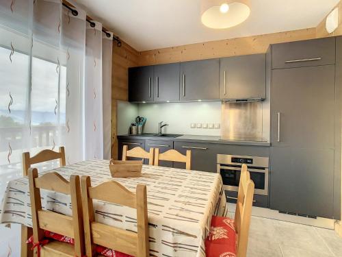 Appartement La Toussuire, 3 pièces, 6 personnes - FR-1-416-87
