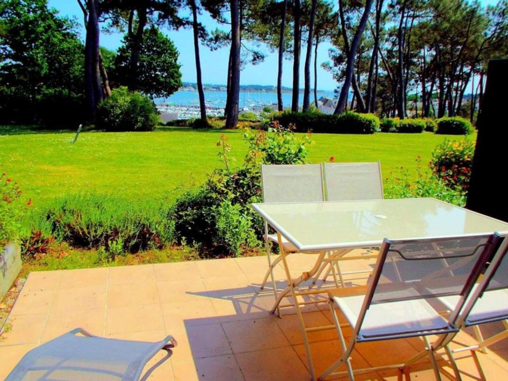 Appartement Appartement La Trinité-sur-Mer, 2 pièces, 4 personnes - FR-1-477-34 9 D, Rue de Kérisper Bâtiment A, RDC, porte 0.02 56470 La Trinité-sur-Mer