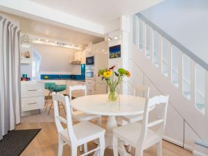 Appartement La Trinité-sur-Mer, 3 pièces, 4 personnes - FR-1-477-199