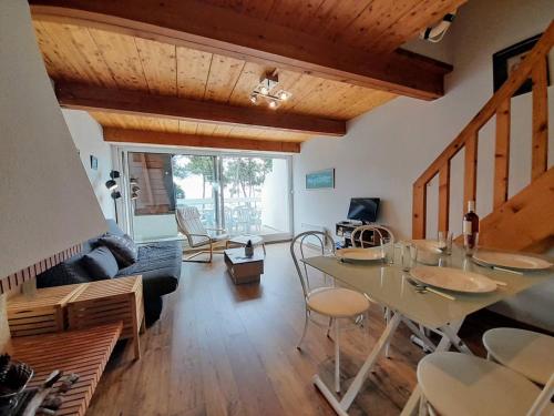 Appartement La Trinité-sur-Mer, 3 pièces, 6 personnes - FR-1-477-13