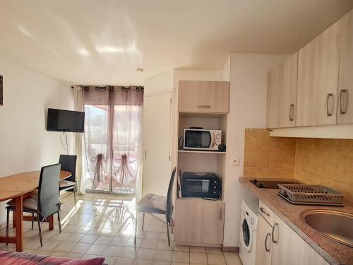 Appartement Lamalou-les-Bains, 2 pièces, 2 personnes - FR-1-451-107