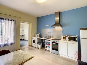 Appartement Appartement Lamalou-les-Bains, 2 pièces, 2 personnes - FR-1-451-164 Appartement LES BLUETS N°1 6 Avenue Docteur Ménard 34240 Lamalou-les-Bains Languedoc-Roussillon