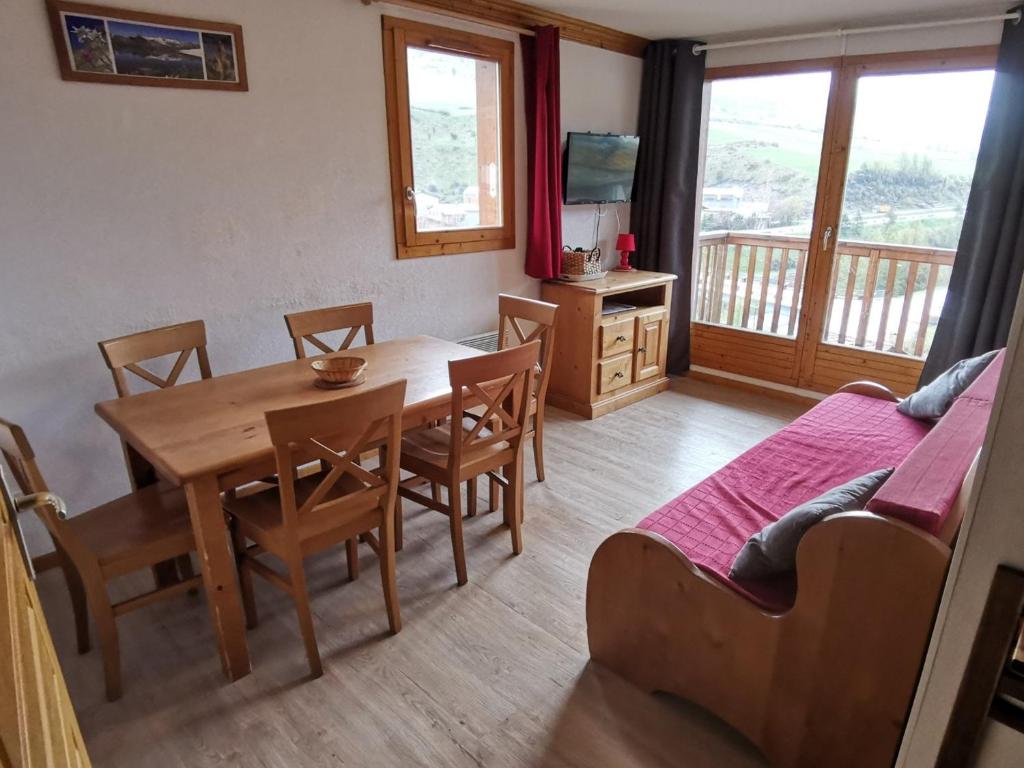 Appartement Appartement Lanslebourg-Mont-Cenis, 3 pièces, 6 personnes - FR-1-508-93 Chemin des Crueux 73480 Lanslebourg-Mont-Cenis