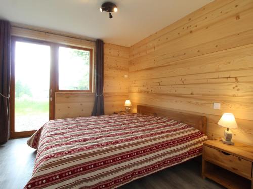 Appartement Lanslebourg-Mont-Cenis, 4 pièces, 8 personnes - FR-1-508-38