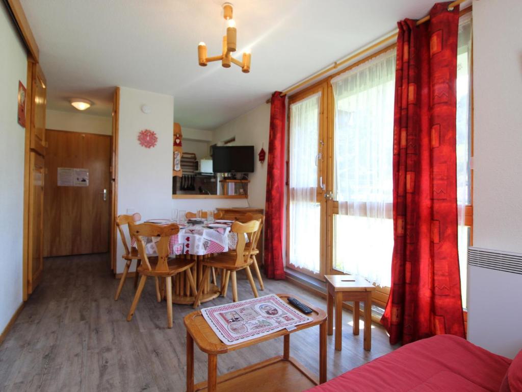 Appartement Lanslevillard, 2 pièces, 4 personnes - FR-1-508-123 323 RUE DES ROCHERS, 73480 Lanslevillard