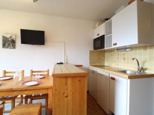 Appartement Lanslevillard, 2 pièces, 4 personnes - FR-1-508-133