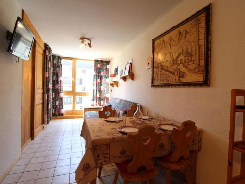 Appartement Lanslevillard, 2 pièces, 4 personnes - FR-1-508-174