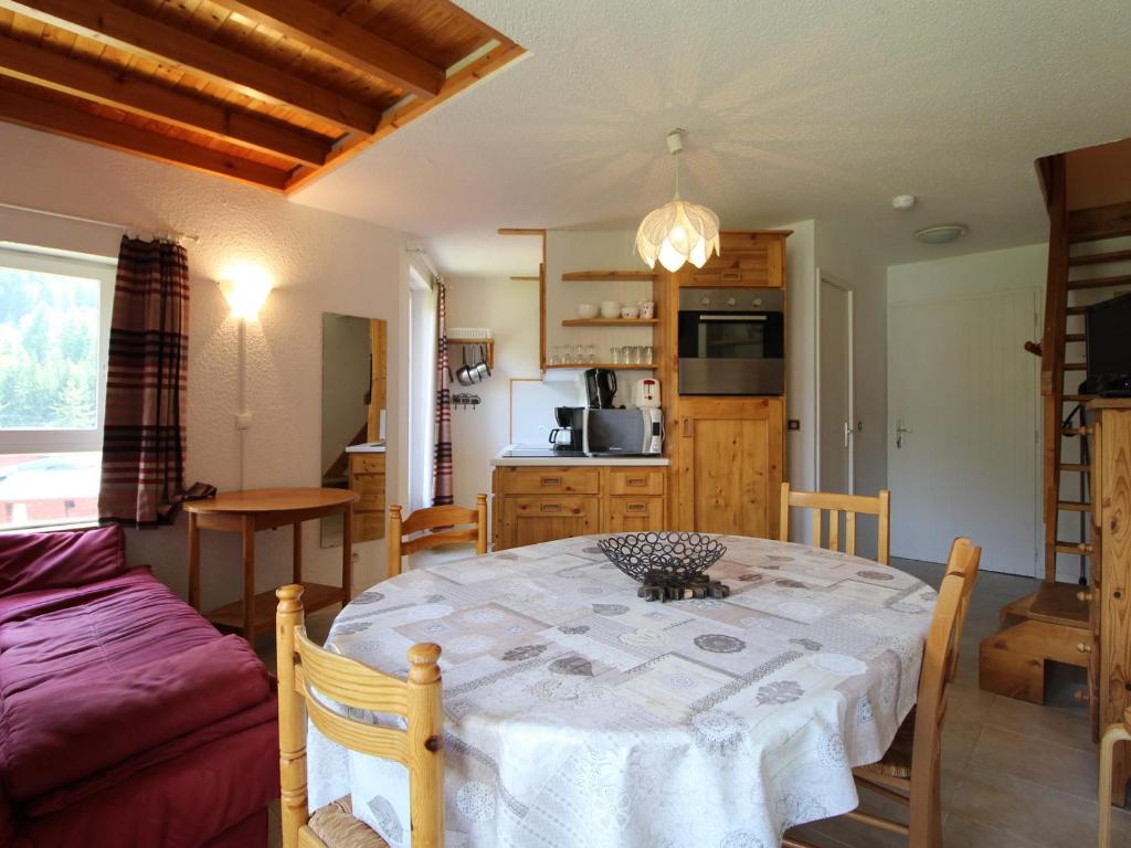 Appartement Lanslevillard, 2 pièces, 5 personnes - FR-1-508-215 23-35-49 Rue du genepy, 73480 Lanslevillard