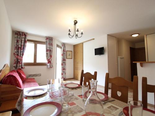 Appartement Lanslevillard, 3 pièces, 6 personnes - FR-1-508-104