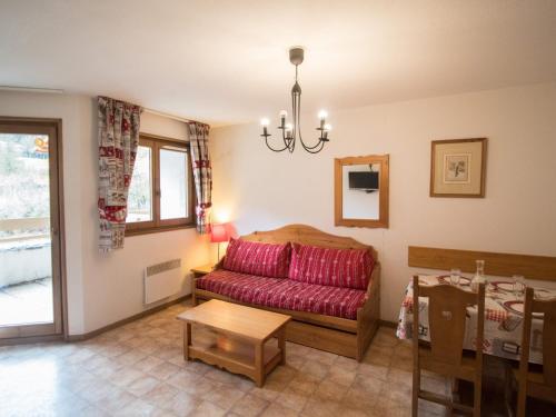 Appartement Lanslevillard, 3 pièces, 6 personnes - FR-1-508-13