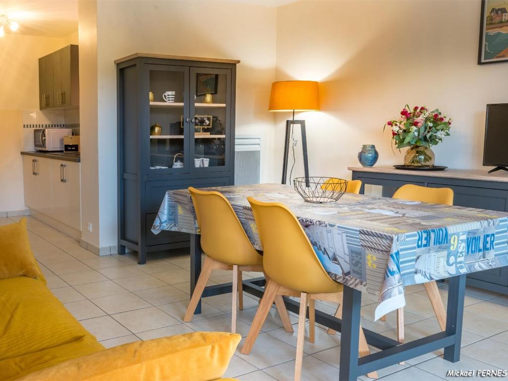 Appartement Appartement Larmor-Plage, 2 pièces, 4 personnes - FR-1-349-173 16 rue de Penfret 56260 Larmor-Plage