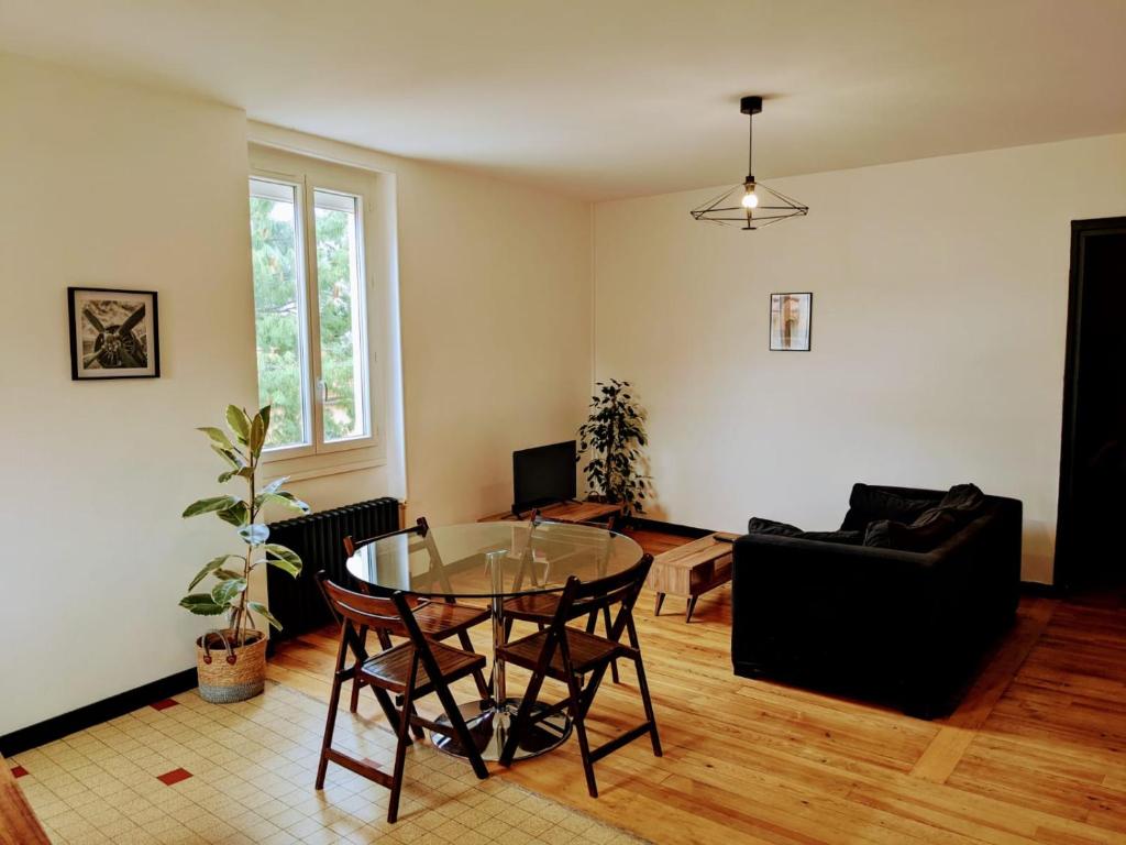 Appartement le 1991 au Coteau. 14 Avenue de la Libération, 42120 Le Coteau