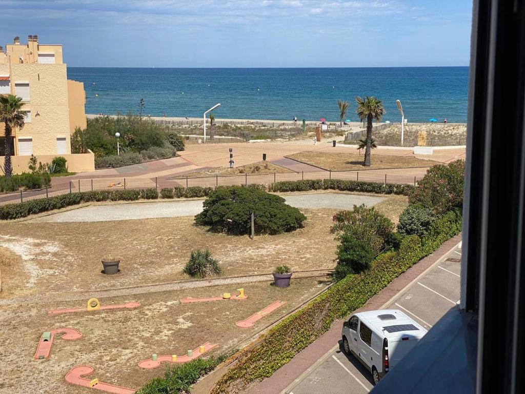 Appartement Le Barcarès, 2 pièces, 4 personnes - FR-1-81-563 SOLEIL LEVANT 2 N°320 N°320- 3° étage - Avenue de la Grande plage, 66420 Le Barcarès