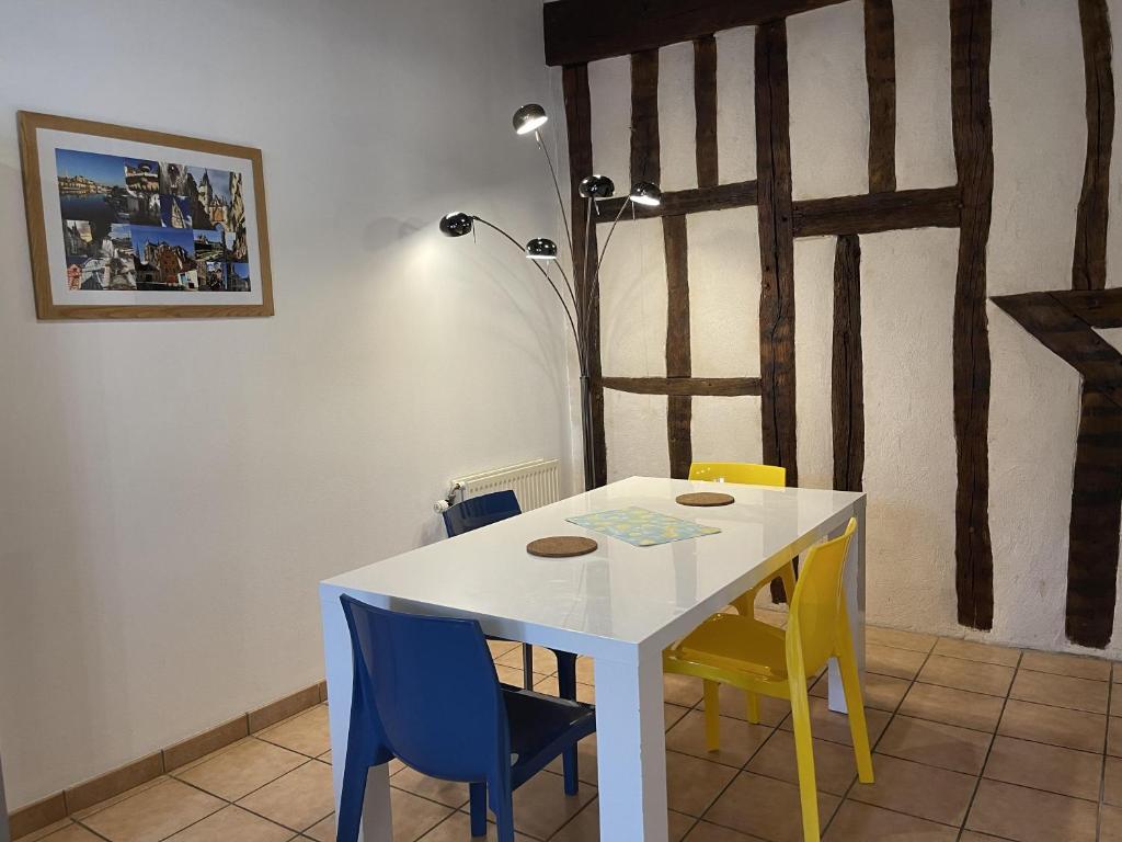 Appartement Le Coche d'Eau Auxerre Les Quais 89000 Auxerre