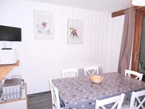 Appartement Le Corbier, 2 pièces, 5 personnes - FR-1-267-230