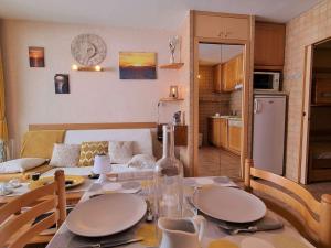 Appartement Le Dévoluy, 1 pièce, 4 personnes - FR-1-525-181