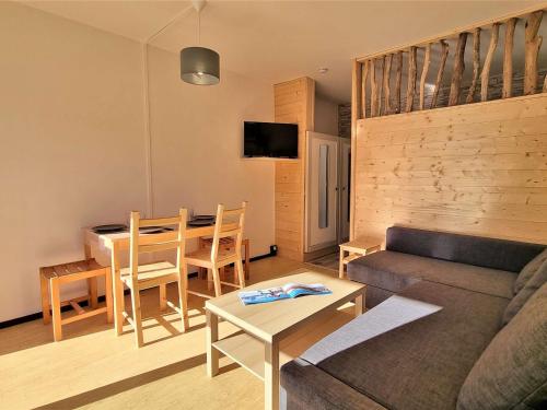 Appartement Le Dévoluy, 1 pièce, 4 personnes - FR-1-525-231