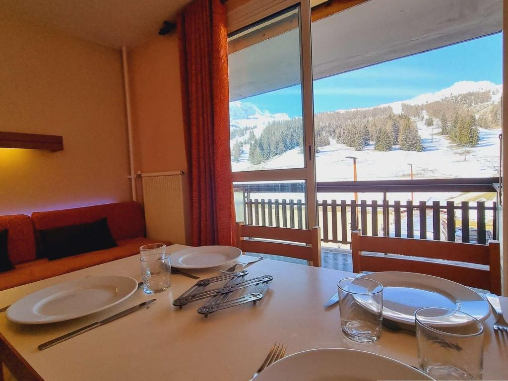 Appartement Le Dévoluy, 1 pièce, 5 personnes - FR-1-525-184 APPARTEMENT 118S - ENTREE PUY - 1ER ETAGE, 05250 Le Dévoluy