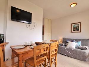 Appartement Le Dévoluy, 2 pièces, 6 personnes - FR-1-525-195