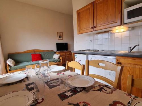 Appartement Le Dévoluy, 2 pièces, 6 personnes - FR-1-525-225