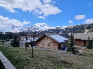 Appartement Le Dévoluy, 3 pièces, 6 personnes - FR-1-525-205