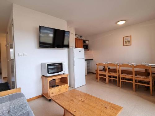 Appartement Le Dévoluy, 4 pièces, 10 personnes - FR-1-525-201