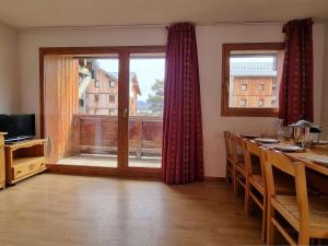 Appartement Le Dévoluy, 4 pièces, 10 personnes - FR-1-525-216