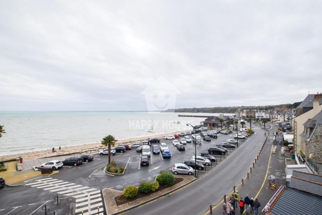 Appartement Le Gambetta Cancale vue mer 10 quai Gambetta, 35260 Cancale