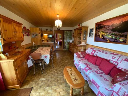 Appartement Le Grand-Bornand, 1 pièce, 4 personnes - FR-1-241-233