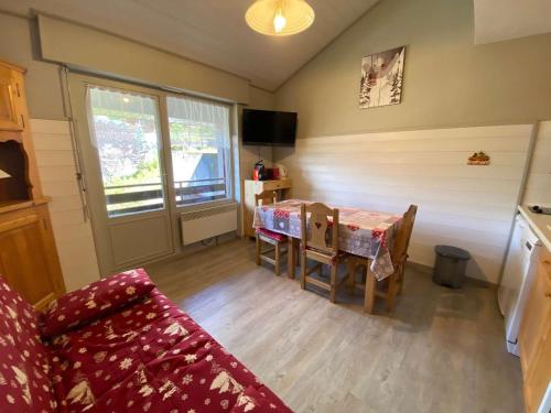 Appartement Le Grand-Bornand, 1 pièce, 4 personnes - FR-1-241-237