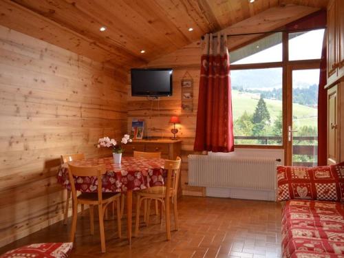 Appartement Le Grand-Bornand, 2 pièces, 5 personnes - FR-1-241-3