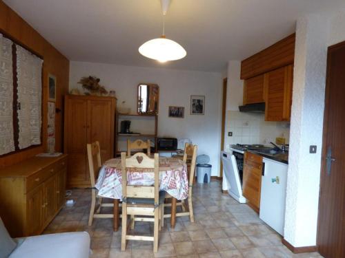 Appartement Le Grand-Bornand, 2 pièces, 5 personnes - FR-1-458-130