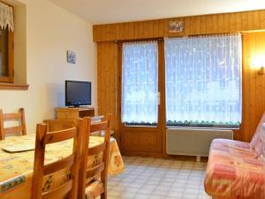 Appartement Le Grand-Bornand, 2 pièces, 6 personnes - FR-1-241-11