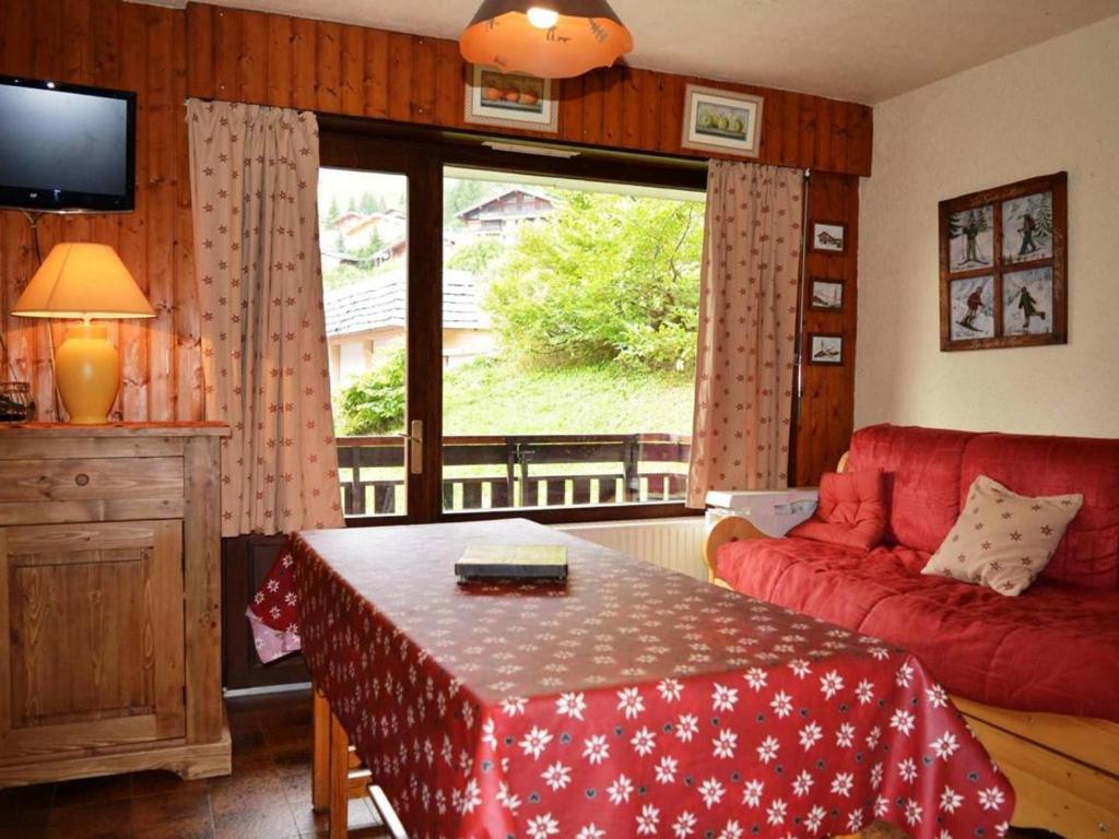 Appartement Le Grand-Bornand, 2 pièces, 6 personnes - FR-1-241-152 Appt Etage - 1 66 ROUTE DE LA COLOMBIERE, 74450 Le Grand-Bornand