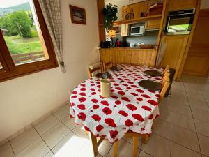 Appartement Le Grand-Bornand, 3 pièces, 6 personnes - FR-1-241-236