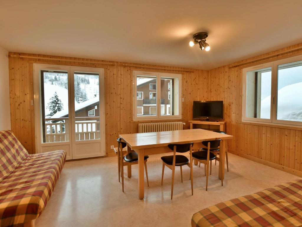 Appartement Le Grand-Bornand, 3 pièces, 6 personnes - FR-1-391-129 7195 Route du Chinaillon, 74450 Le Grand-Bornand