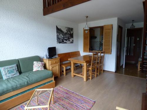 Appartement Le Grand-Bornand, 3 pièces, 6 personnes - FR-1-458-115