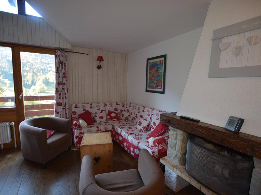 Appartement Le Grand-Bornand, 4 pièces, 7 personnes - FR-1-241-218 Appt I - 2ème Etage 136 Route des Envers, 74450 Le Grand-Bornand