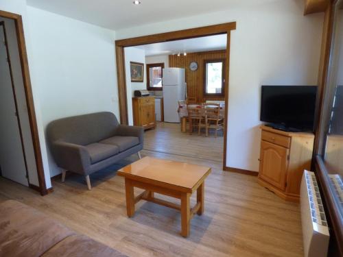 Appartement Le Grand-Bornand, 6 pièces, 10 personnes - FR-1-458-135