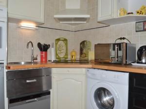 Appartement Le Grau-du-Roi, 1 pièce, 4 personnes - FR-1-250-127