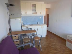 Appartement Le Grau-du-Roi, 1 pièce, 4 personnes - FR-1-250-182