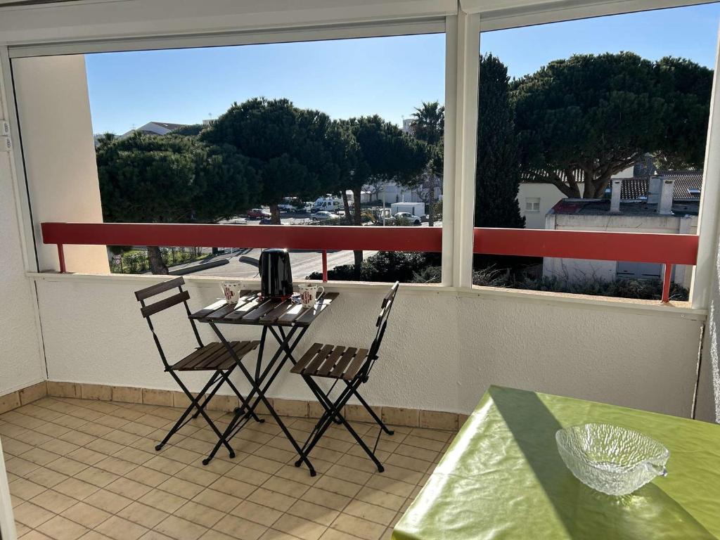 Appartement Le Grau-du-Roi, 1 pièce, 4 personnes - FR-1-250-247 211 RUE PIERRE BROSSOLETTE 2EME ETAGE - APP N°76, 30240 Le Grau-du-Roi