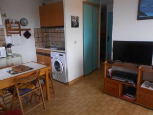 Appartement Le Grau-du-Roi, 2 pièces, 4 personnes - FR-1-250-180