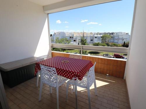 Appartement Le Grau-du-Roi, 2 pièces, 4 personnes - FR-1-307-150