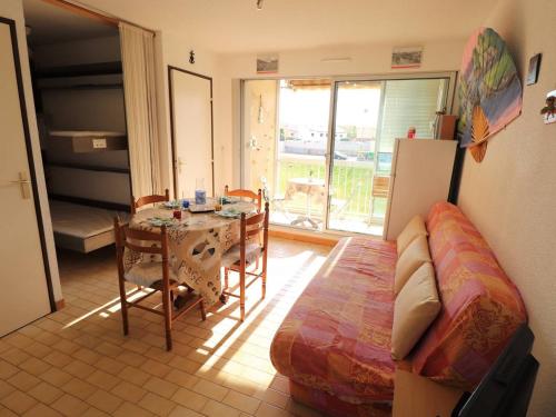 Appartement Le Grau-du-Roi, 2 pièces, 4 personnes - FR-1-307-182