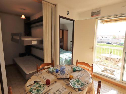 Appartement Le Grau-du-Roi, 2 pièces, 4 personnes - FR-1-307-182
