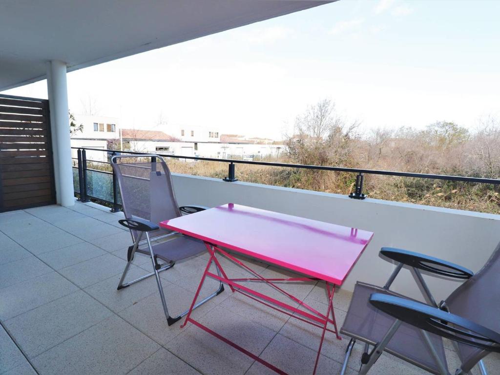 Appartement Le Grau-du-Roi, 2 pièces, 4 personnes - FR-1-307-190 145 Rue L'outarde Canepetière Rés. Fleur de Sel Bât A n°5 1er ét. Pkg n°22, 30240 Le Grau-du-Roi