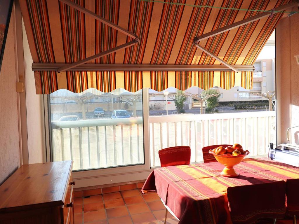 Appartement Le Grau-du-Roi, 2 pièces, 4 personnes - FR-1-307-217 503 Avenue du Palais de la Mer Citadelle du Soleil Batiment D RDC n°32, 30240 Le Grau-du-Roi