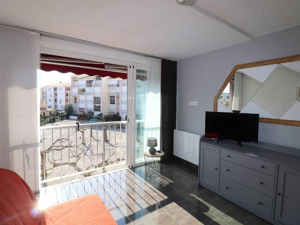 Appartement Le Grau-du-Roi, 2 pièces, 4 personnes - FR-1-307-221 Av. du Palais de la Mer Résidence Saladelles 1 1er étage n°40 parking 30, 30240 Le Grau-du-Roi