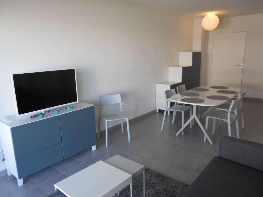 Appartement Appartement Le Grau-du-Roi, 2 pièces, 5 personnes - FR-1-250-210 145 ROUTE DE L'OUTARDE CANAPETIERE BAT C ETAGE 1 PORTE 107 30240 Le Grau-du-Roi